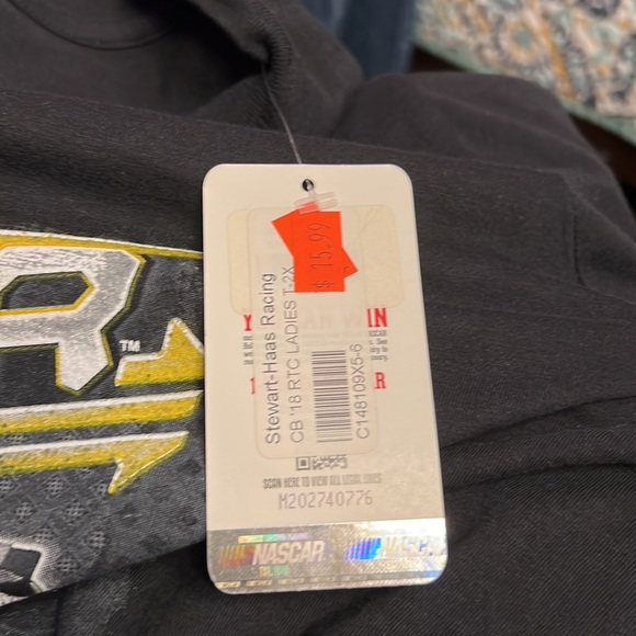 NWT Stewart Haas Racing Clint Bowyer WOMENS V-neck T-shirt - Soze 2XL - Picture 4 of 4